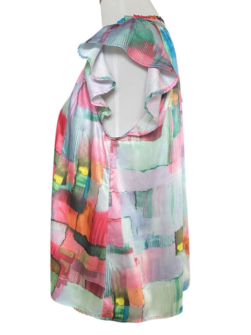 Entro watercolor flutter sleeve top - Picture 6 of 9